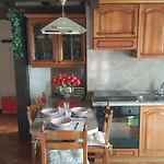 By D'idro With Balcony Apartman Crone